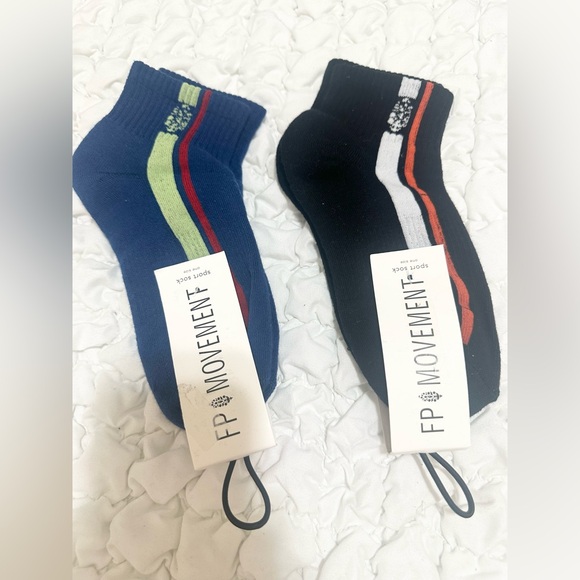 2 Pair Free People FP Movement Sport Sock - Picture 1 of 2